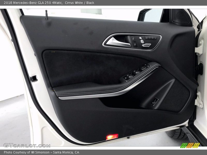 Cirrus White / Black 2018 Mercedes-Benz GLA 250 4Matic