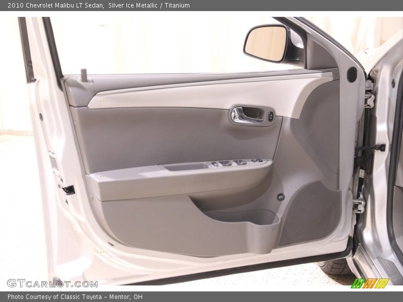 Silver Ice Metallic / Titanium 2010 Chevrolet Malibu LT Sedan