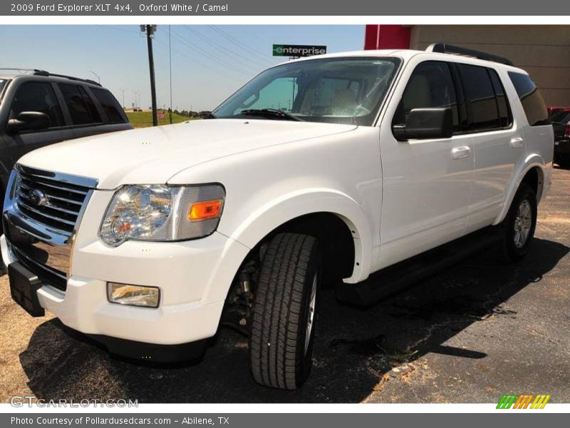 Oxford White / Camel 2009 Ford Explorer XLT 4x4