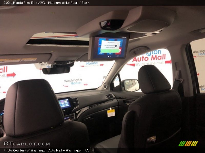 Platinum White Pearl / Black 2021 Honda Pilot Elite AWD