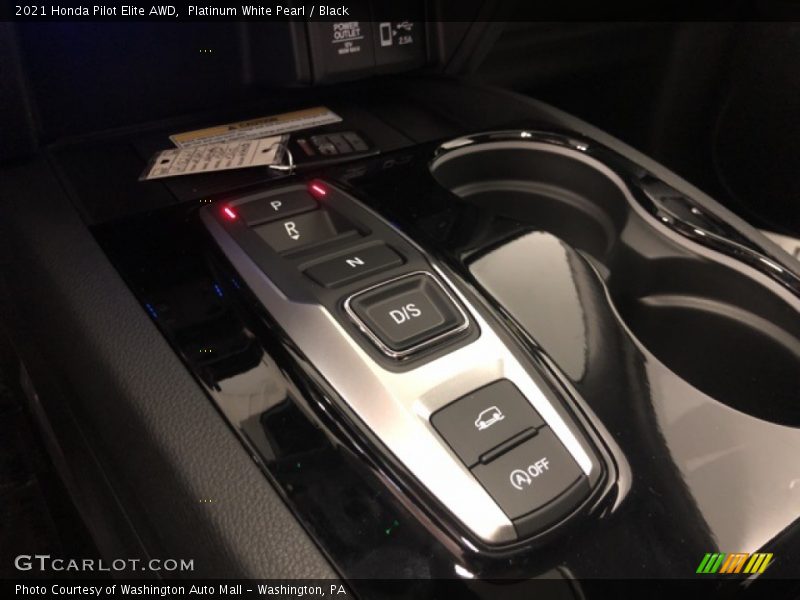 Platinum White Pearl / Black 2021 Honda Pilot Elite AWD