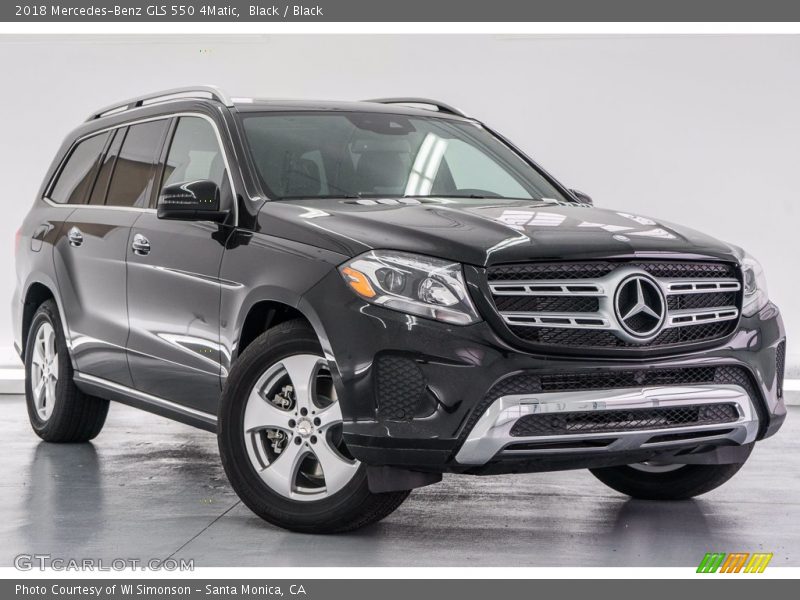 Front 3/4 View of 2018 GLS 550 4Matic