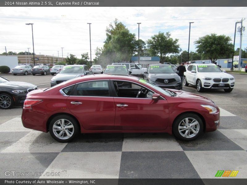 Cayenne Red / Charcoal 2014 Nissan Altima 2.5 SL