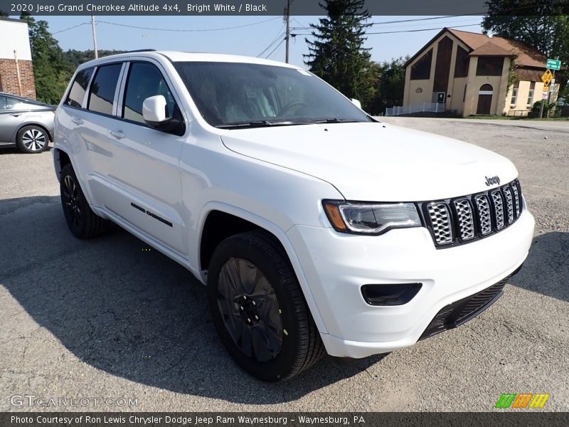 Bright White / Black 2020 Jeep Grand Cherokee Altitude 4x4