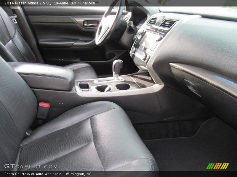Cayenne Red / Charcoal 2014 Nissan Altima 2.5 SL
