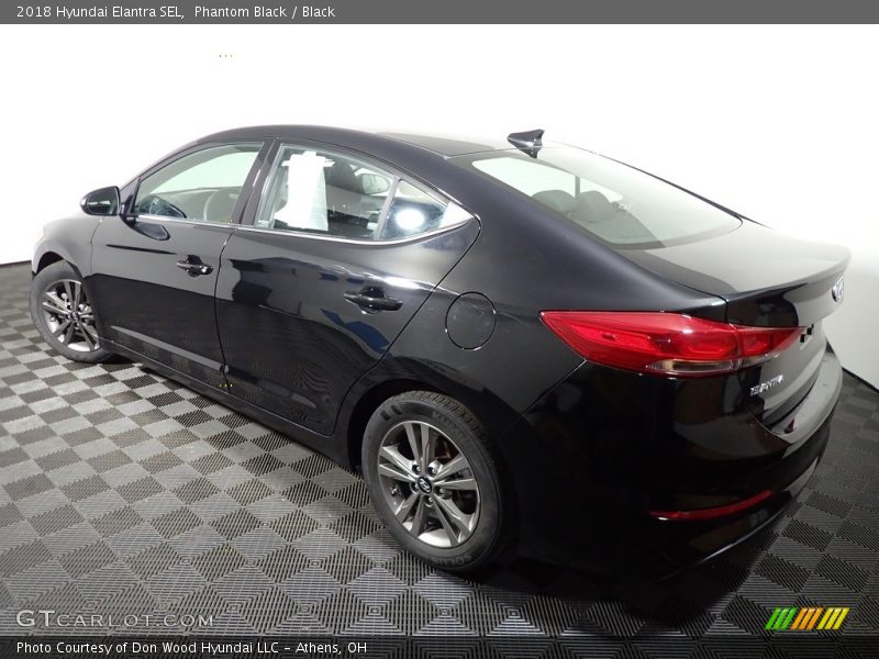 Phantom Black / Black 2018 Hyundai Elantra SEL