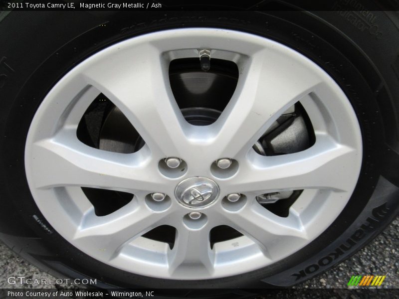 Magnetic Gray Metallic / Ash 2011 Toyota Camry LE