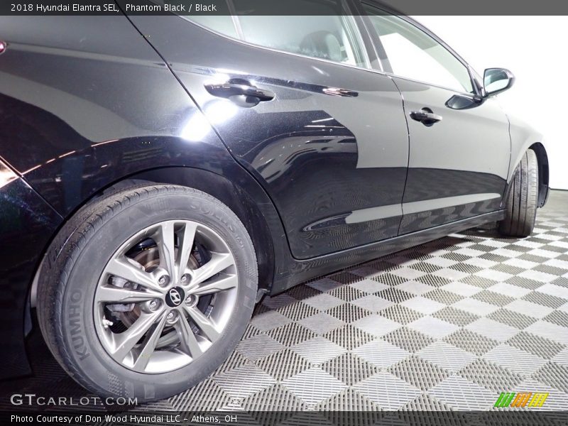 Phantom Black / Black 2018 Hyundai Elantra SEL