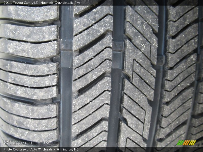 Magnetic Gray Metallic / Ash 2011 Toyota Camry LE