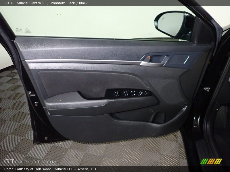 Phantom Black / Black 2018 Hyundai Elantra SEL