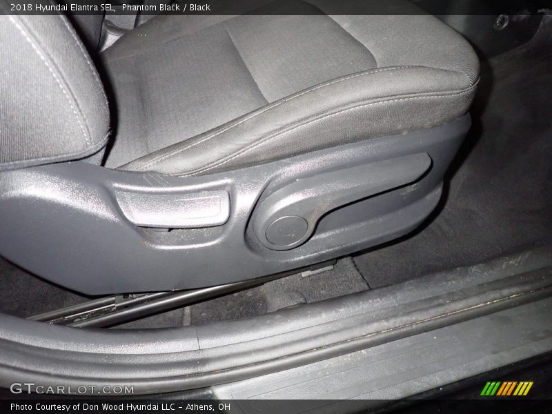 Phantom Black / Black 2018 Hyundai Elantra SEL