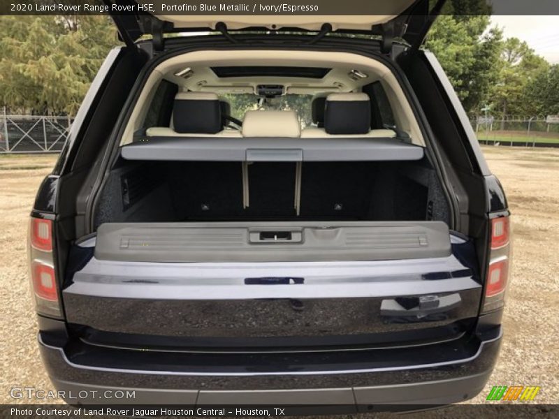 Portofino Blue Metallic / Ivory/Espresso 2020 Land Rover Range Rover HSE