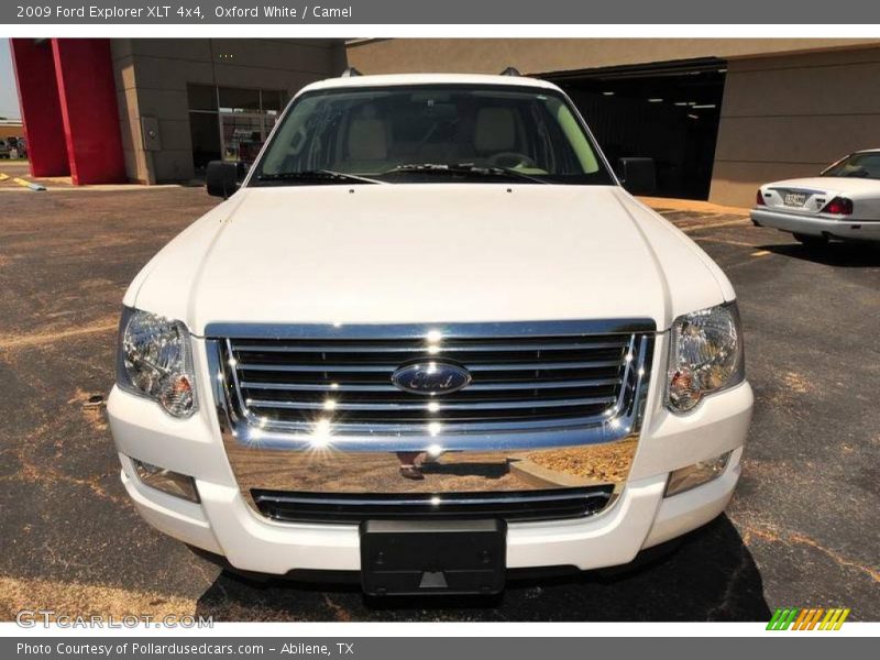 Oxford White / Camel 2009 Ford Explorer XLT 4x4