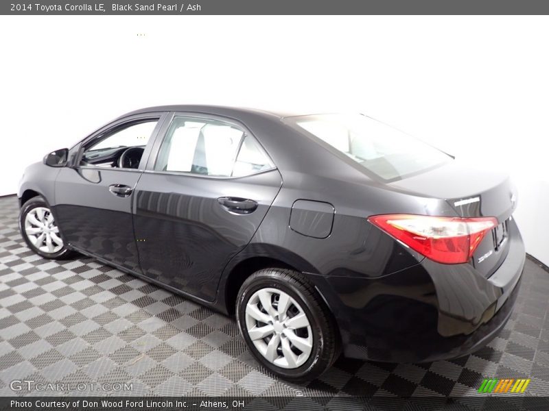 Black Sand Pearl / Ash 2014 Toyota Corolla LE