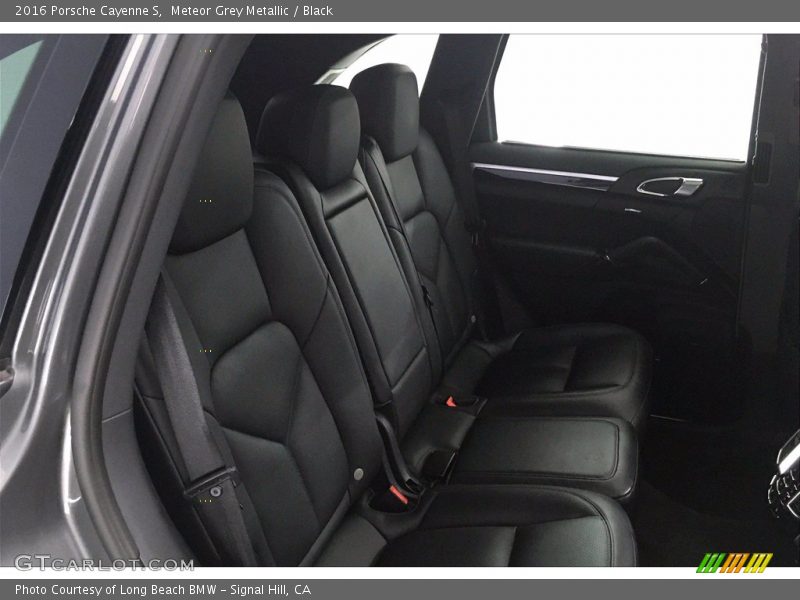 Rear Seat of 2016 Cayenne S