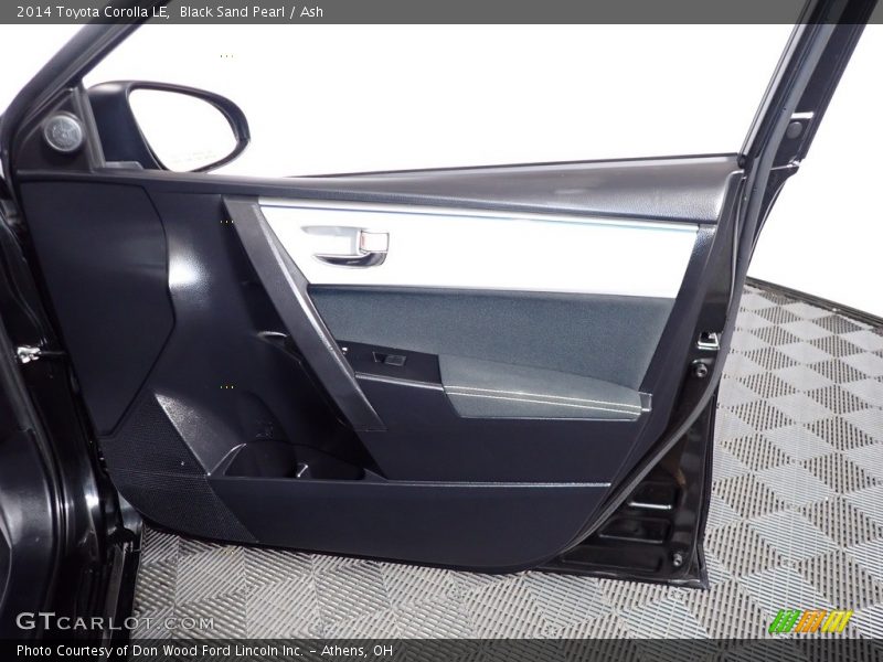Black Sand Pearl / Ash 2014 Toyota Corolla LE