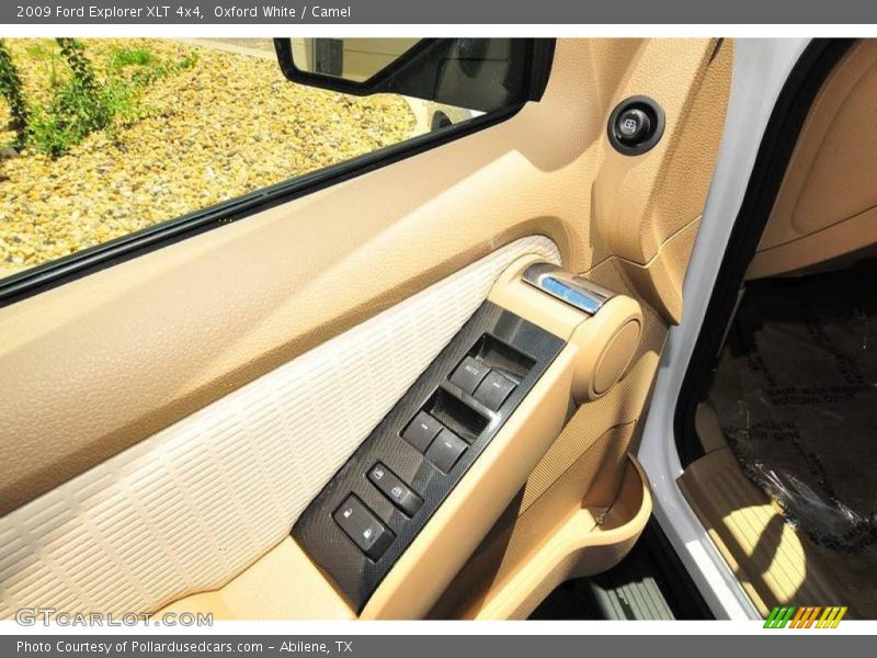 Oxford White / Camel 2009 Ford Explorer XLT 4x4