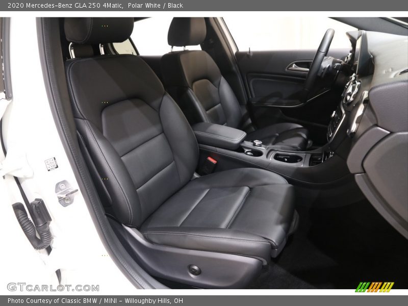 Polar White / Black 2020 Mercedes-Benz GLA 250 4Matic