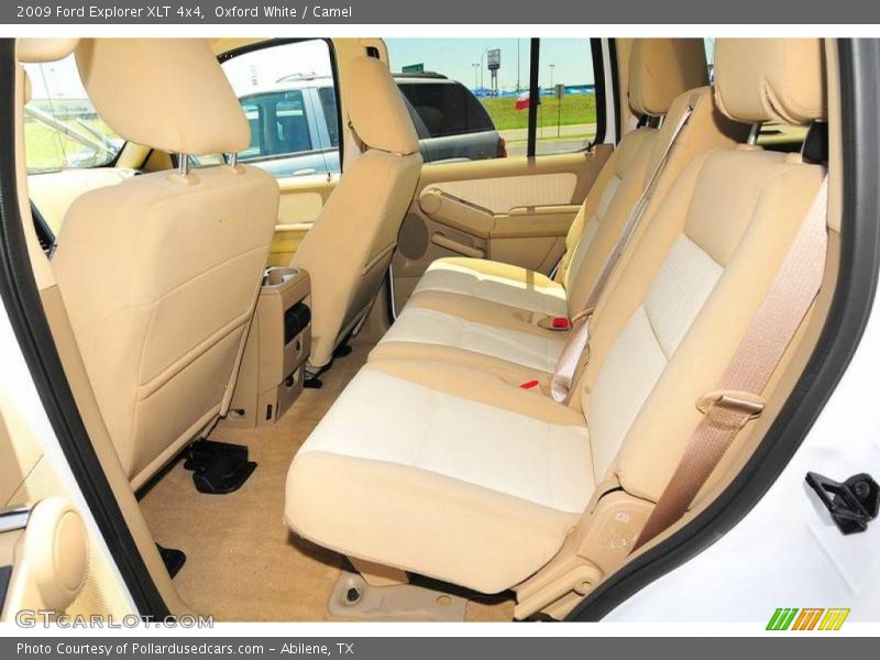 Oxford White / Camel 2009 Ford Explorer XLT 4x4