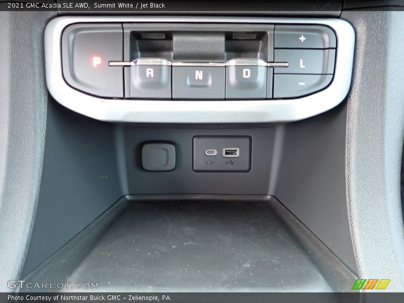 Summit White / Jet Black 2021 GMC Acadia SLE AWD