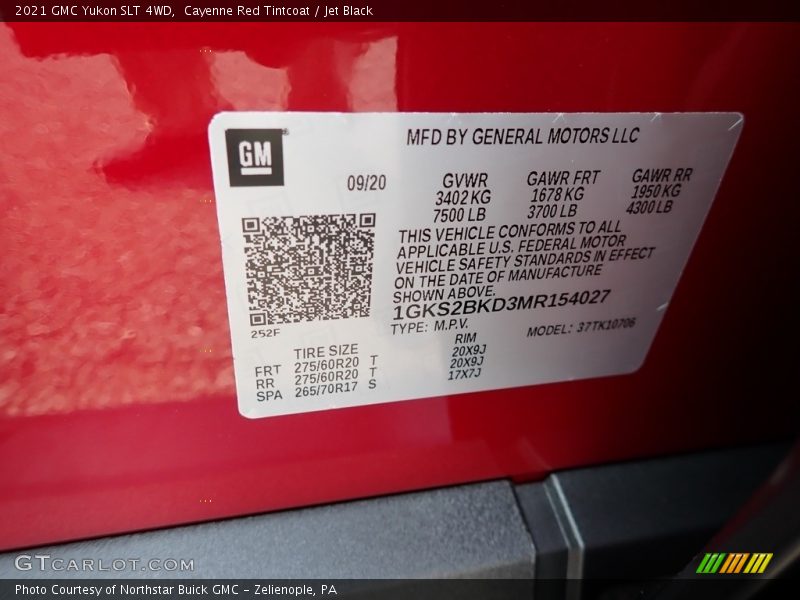 Cayenne Red Tintcoat / Jet Black 2021 GMC Yukon SLT 4WD