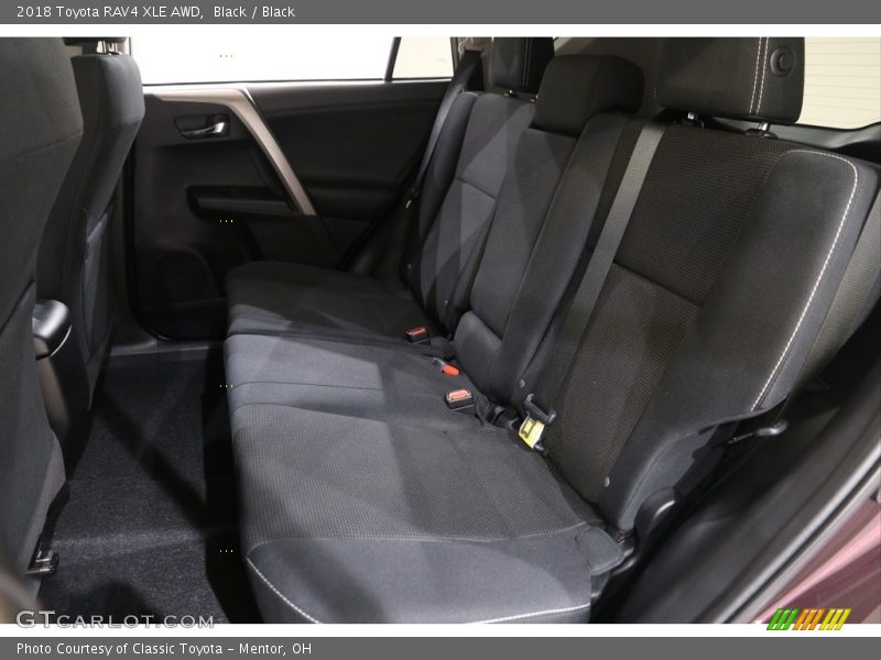 Black / Black 2018 Toyota RAV4 XLE AWD