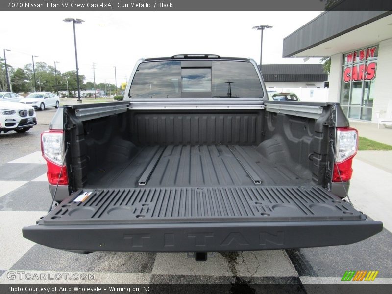  2020 Titan SV Crew Cab 4x4 Trunk
