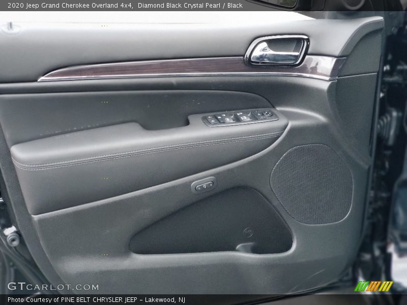 Diamond Black Crystal Pearl / Black 2020 Jeep Grand Cherokee Overland 4x4