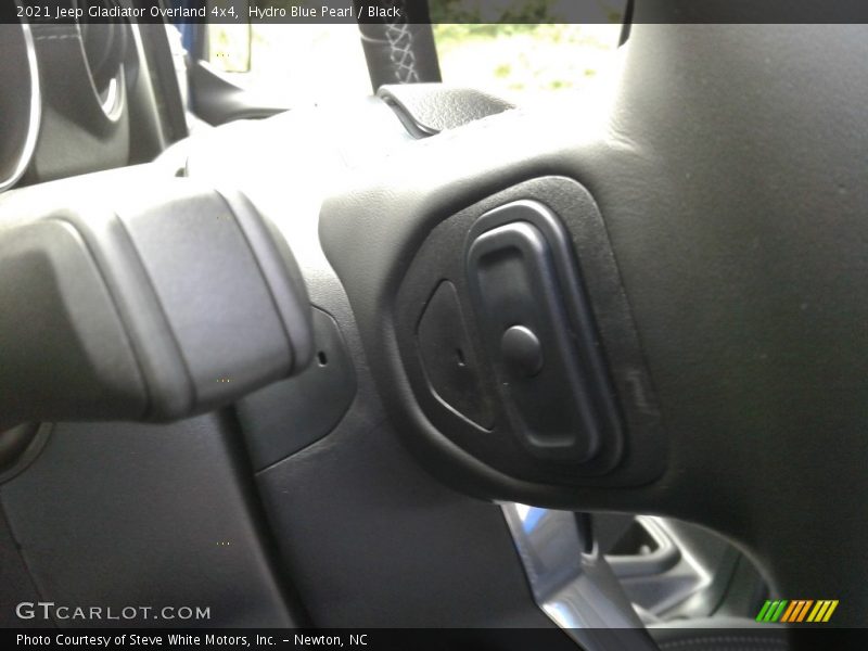 Hydro Blue Pearl / Black 2021 Jeep Gladiator Overland 4x4