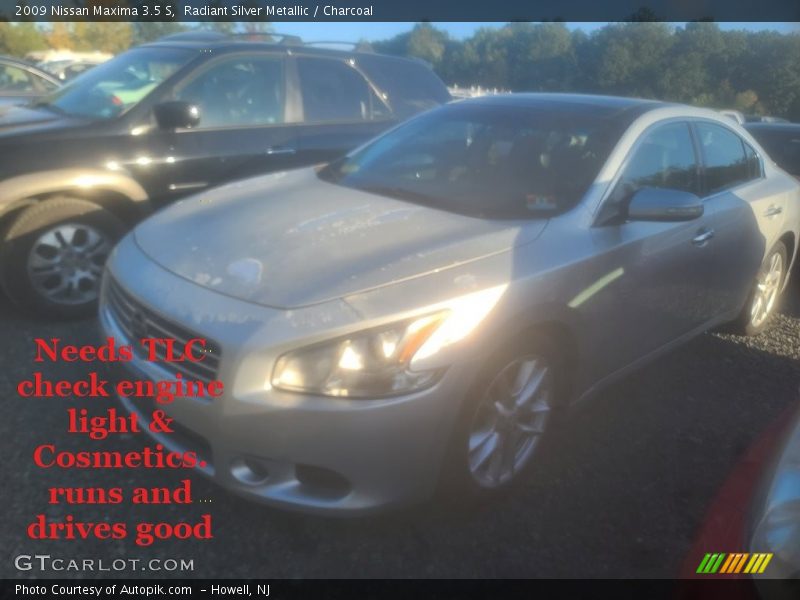 Radiant Silver Metallic / Charcoal 2009 Nissan Maxima 3.5 S