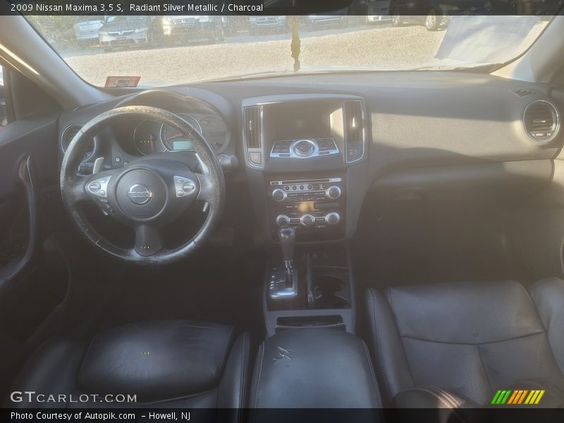 Radiant Silver Metallic / Charcoal 2009 Nissan Maxima 3.5 S