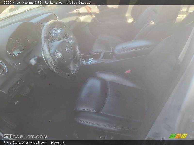 Radiant Silver Metallic / Charcoal 2009 Nissan Maxima 3.5 S