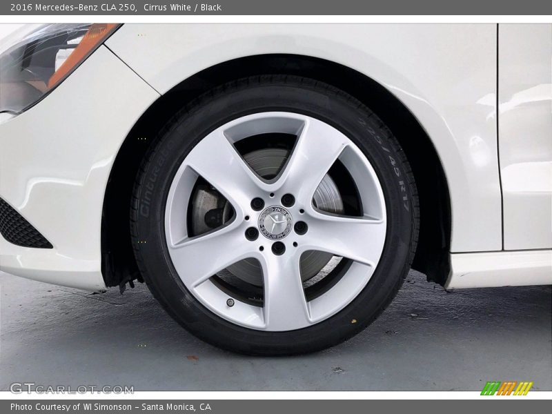 Cirrus White / Black 2016 Mercedes-Benz CLA 250