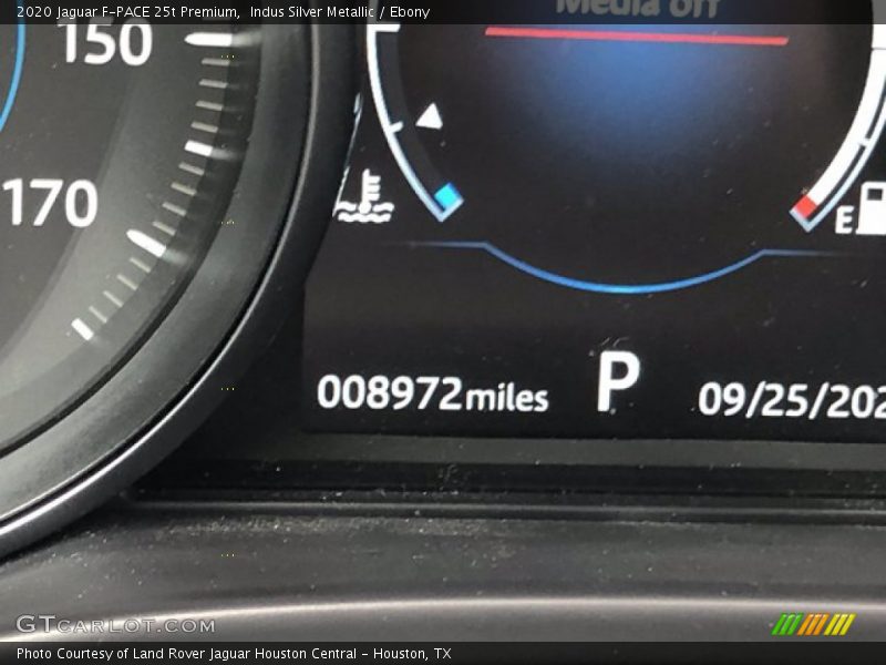 Indus Silver Metallic / Ebony 2020 Jaguar F-PACE 25t Premium