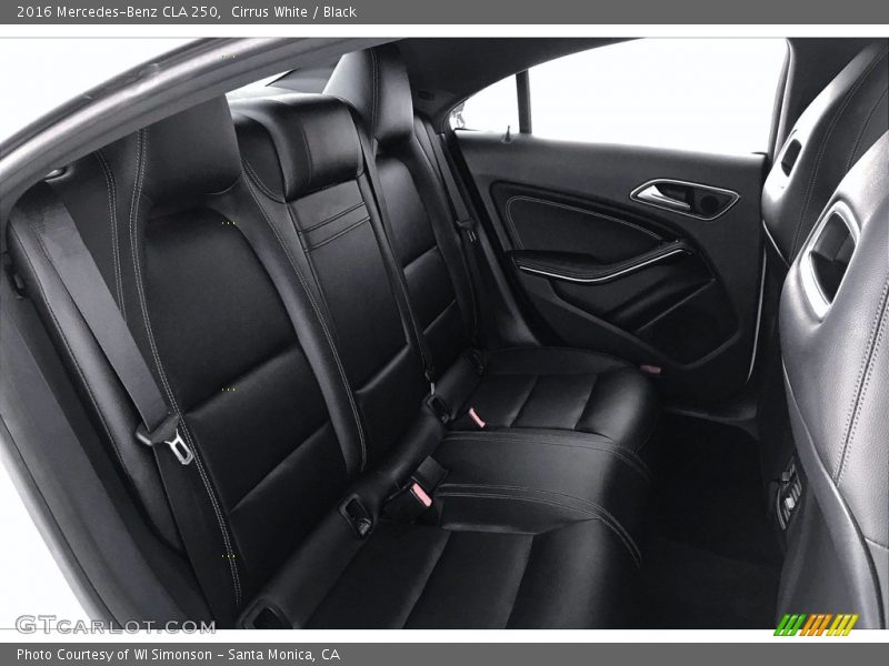 Cirrus White / Black 2016 Mercedes-Benz CLA 250