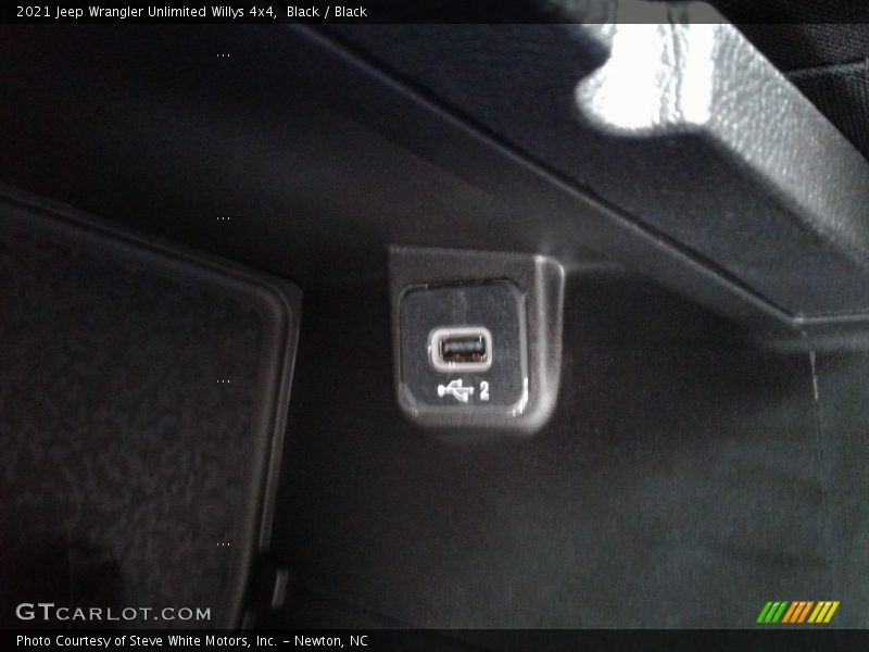 Black / Black 2021 Jeep Wrangler Unlimited Willys 4x4