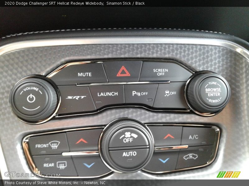 Controls of 2020 Challenger SRT Hellcat Redeye Widebody