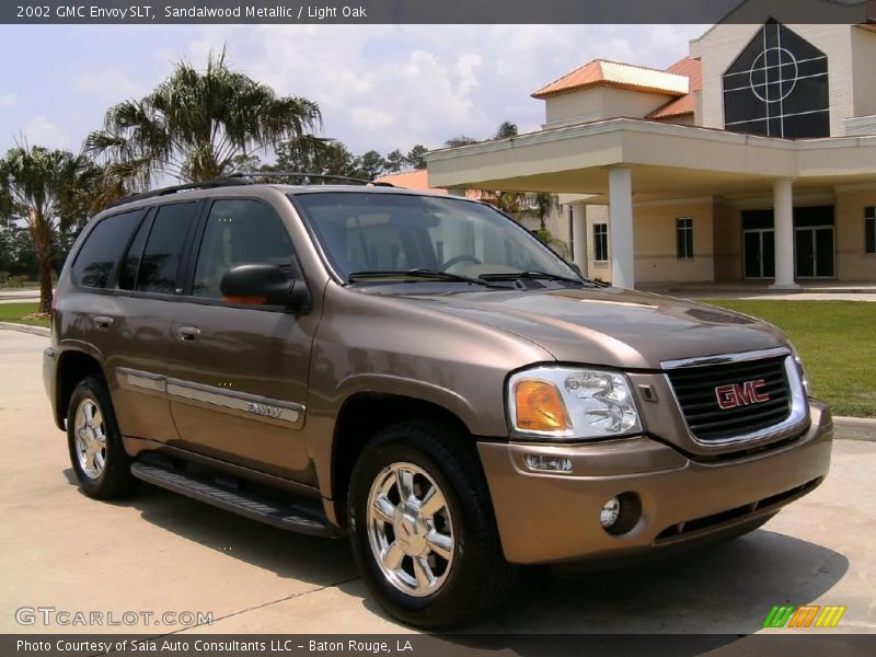 Sandalwood Metallic / Light Oak 2002 GMC Envoy SLT
