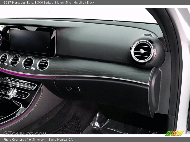 Iridium Silver Metallic / Black 2017 Mercedes-Benz E 300 Sedan