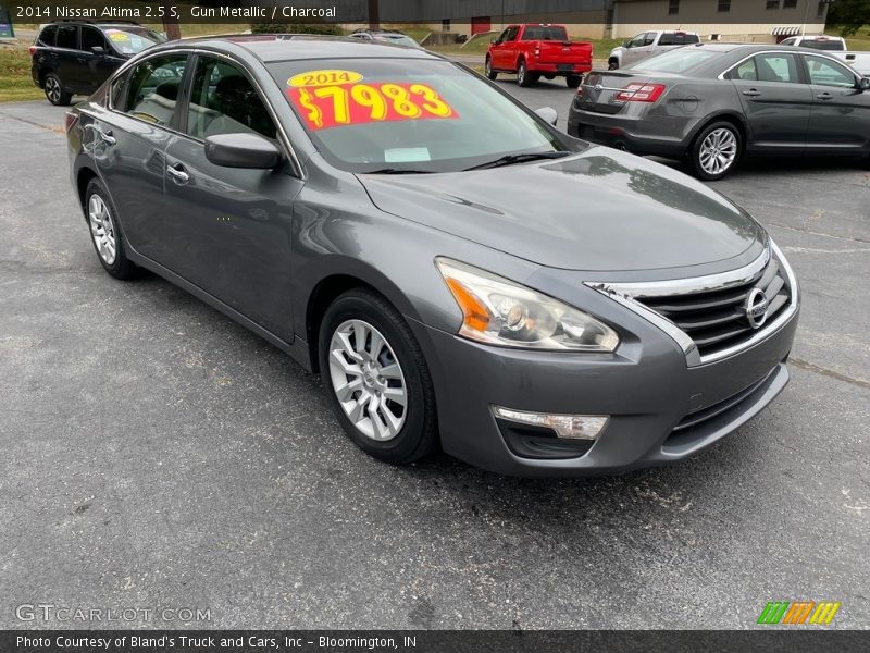 Gun Metallic / Charcoal 2014 Nissan Altima 2.5 S