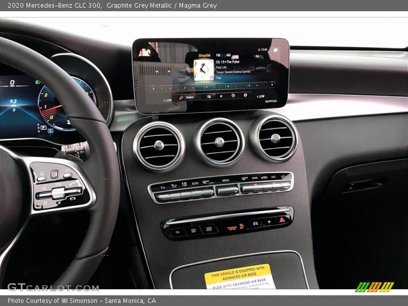Graphite Grey Metallic / Magma Grey 2020 Mercedes-Benz GLC 300