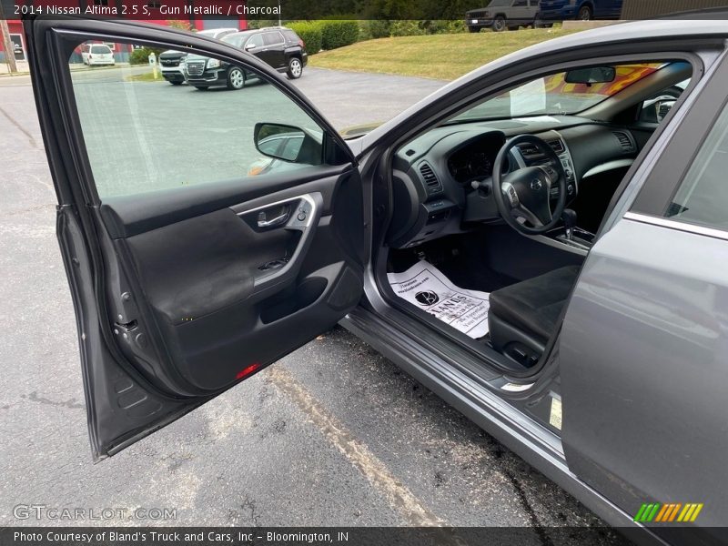 Gun Metallic / Charcoal 2014 Nissan Altima 2.5 S