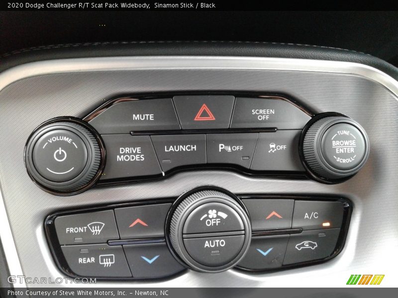 Controls of 2020 Challenger R/T Scat Pack Widebody