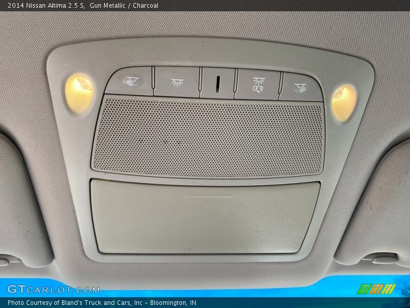 Gun Metallic / Charcoal 2014 Nissan Altima 2.5 S