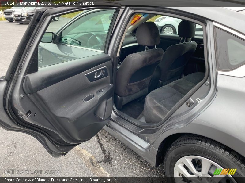 Gun Metallic / Charcoal 2014 Nissan Altima 2.5 S