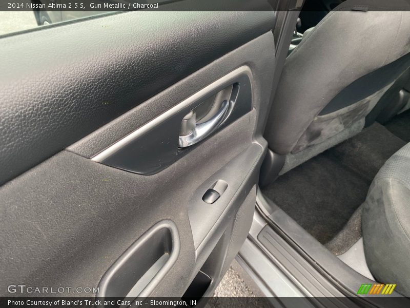 Gun Metallic / Charcoal 2014 Nissan Altima 2.5 S