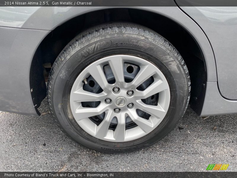 Gun Metallic / Charcoal 2014 Nissan Altima 2.5 S