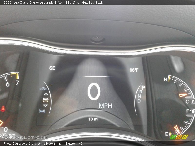 Billet Silver Metallic / Black 2020 Jeep Grand Cherokee Laredo E 4x4