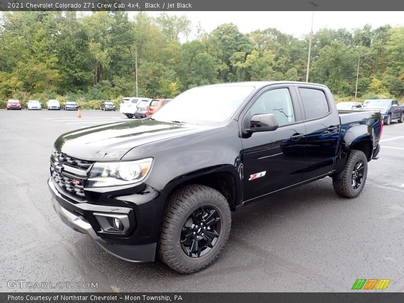 Front 3/4 View of 2021 Colorado Z71 Crew Cab 4x4