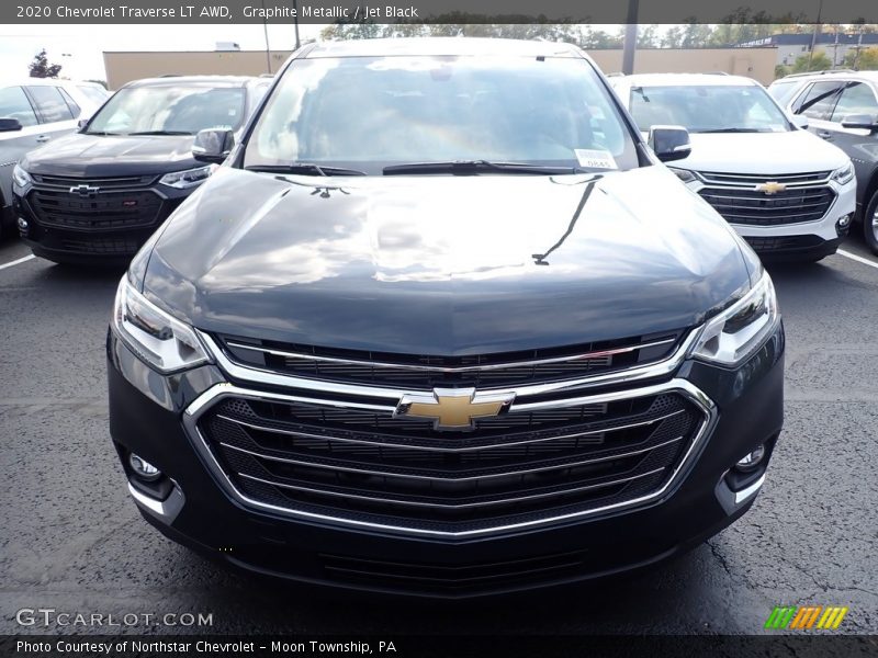 Graphite Metallic / Jet Black 2020 Chevrolet Traverse LT AWD